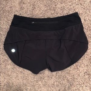 black speed up lululemon shorts size 2